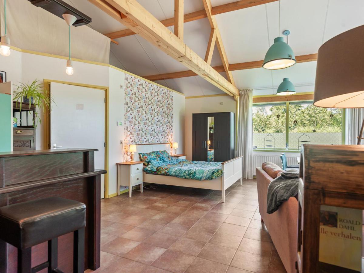Enticing Holiday Home In Eastermar Near Burgumer Mar Lake Hoogzand Exteriér fotografie