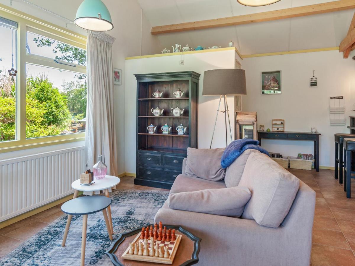 Enticing Holiday Home In Eastermar Near Burgumer Mar Lake Hoogzand Exteriér fotografie