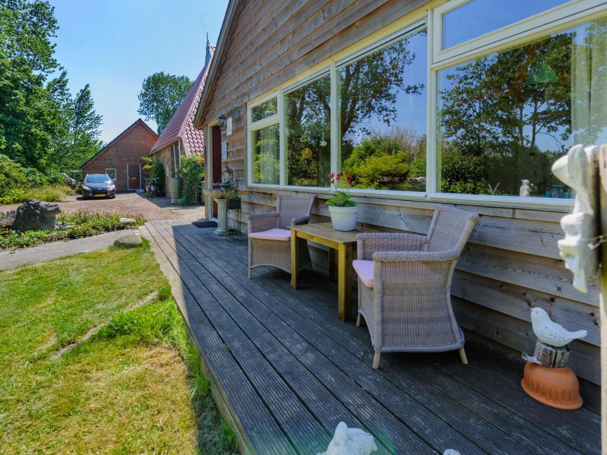 Enticing Holiday Home In Eastermar Near Burgumer Mar Lake Hoogzand Exteriér fotografie