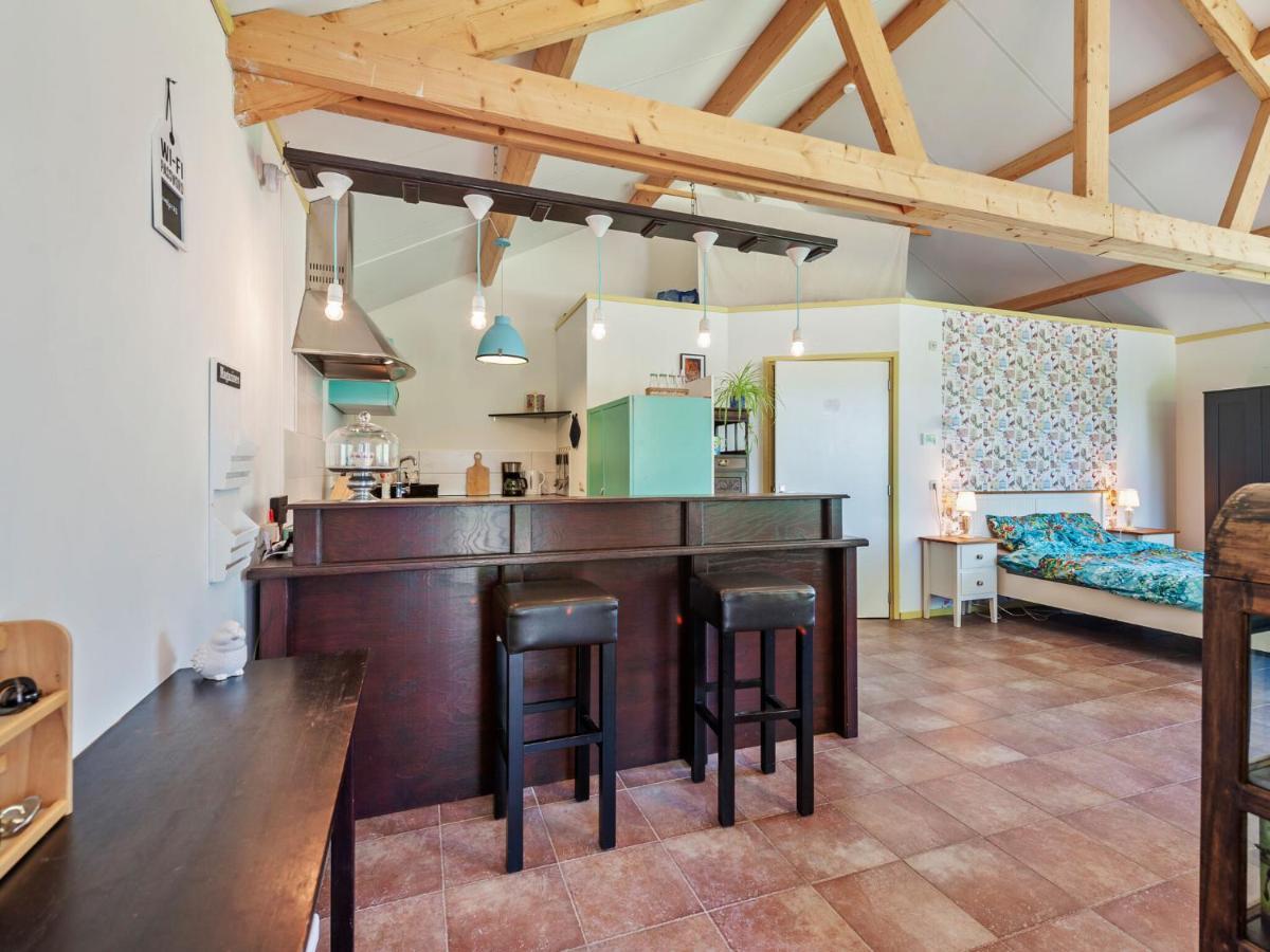 Enticing Holiday Home In Eastermar Near Burgumer Mar Lake Hoogzand Exteriér fotografie